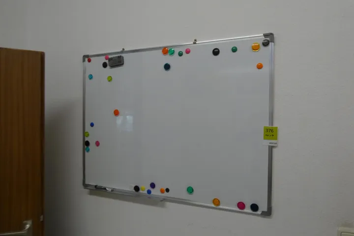 Whiteboard, ohne Inhalt Maße in cm ca. 120 x 90